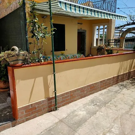 Holiday home Rosy