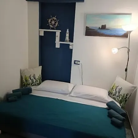 Rosy Holiday home