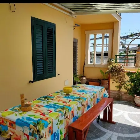 Holiday home Rosy